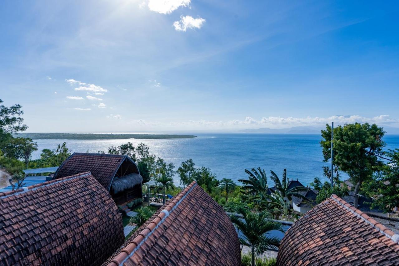 Sundi Ocean Bungalow By Abm Toyapakeh Exteriör bild