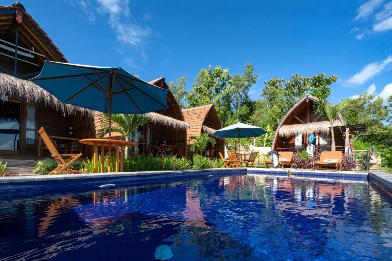Sundi Ocean Bungalow By Abm Toyapakeh Exteriör bild
